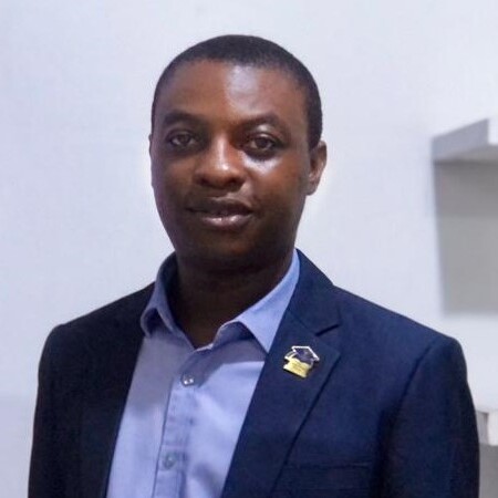Dr Oludare Michael Ogunyemi